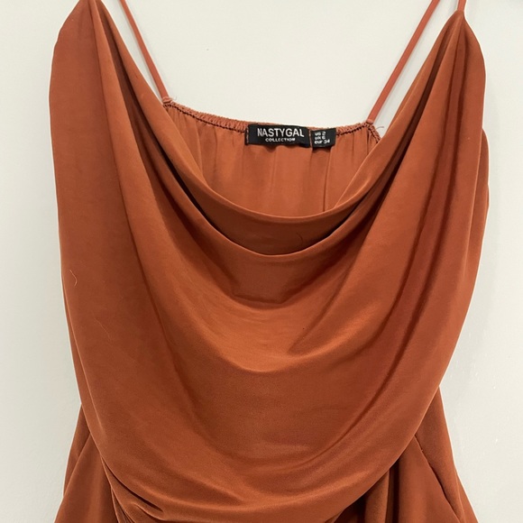 Nasty Gal Burnt Orange Slinky Cowl Neck Bodysuit Size 2 - Picture 6 of 8